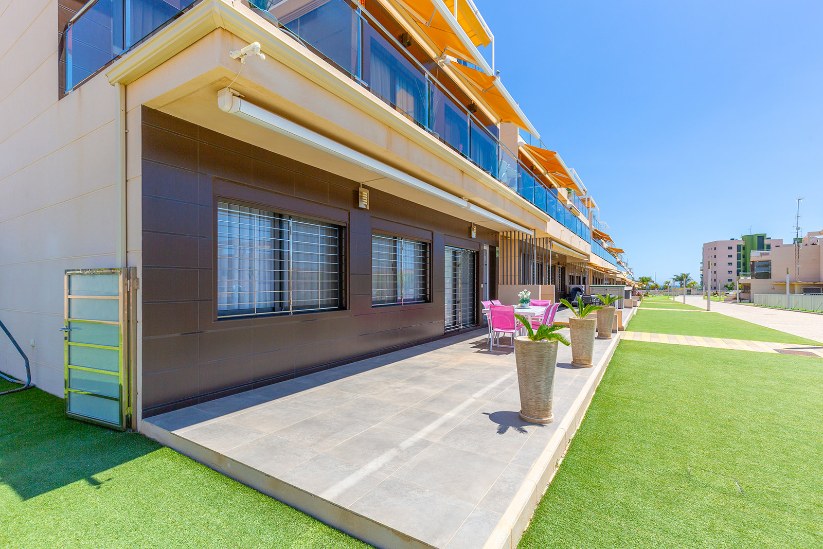 For Sale - 4 Bedroom 3 Bathroom Apartment in Pilar de la Horadada - Torre de la Horadada  - Alicante