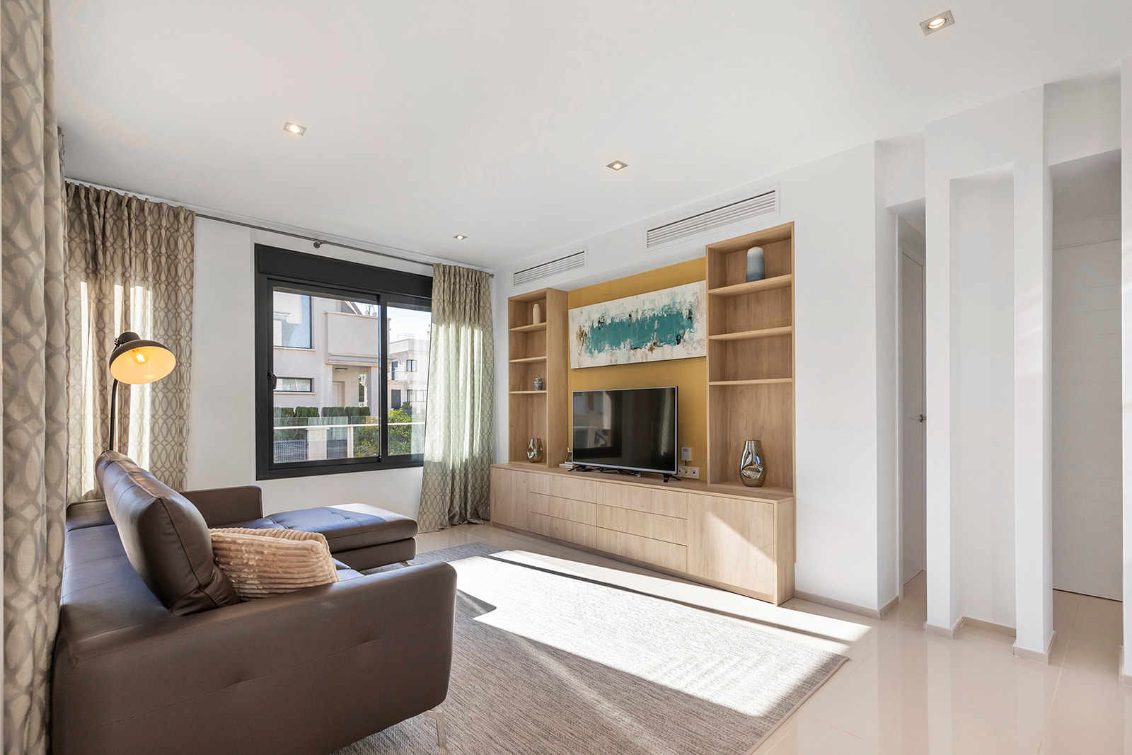 For Sale - 5 Bedroom 4 Bathroom Villa in Orihuela Costa - La Zenia  - Alicante