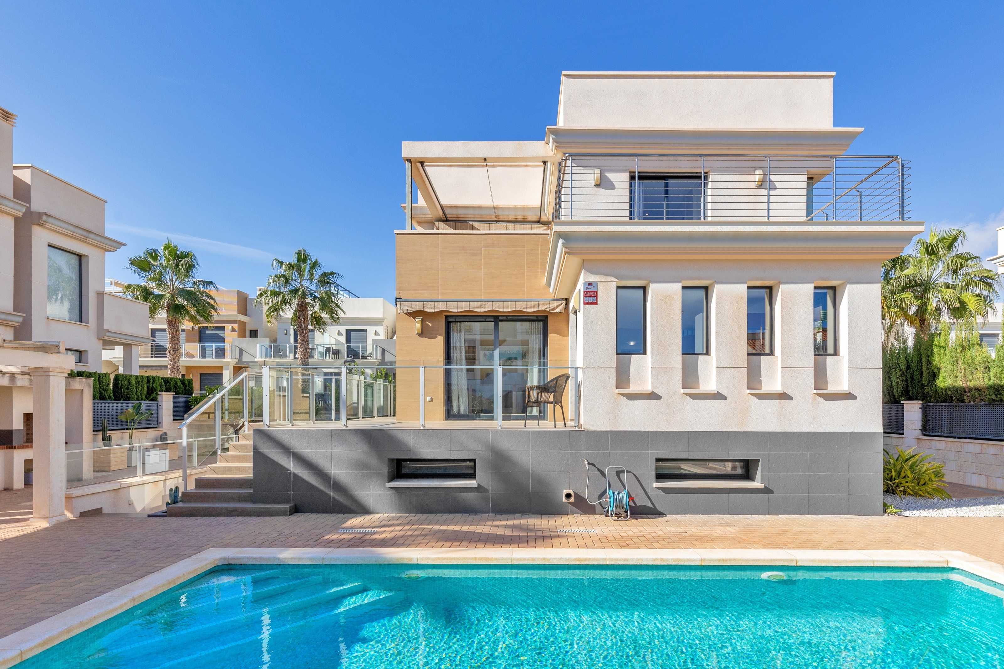 5 Bedroom 4 Bathroom Villa in Orihuela Costa
