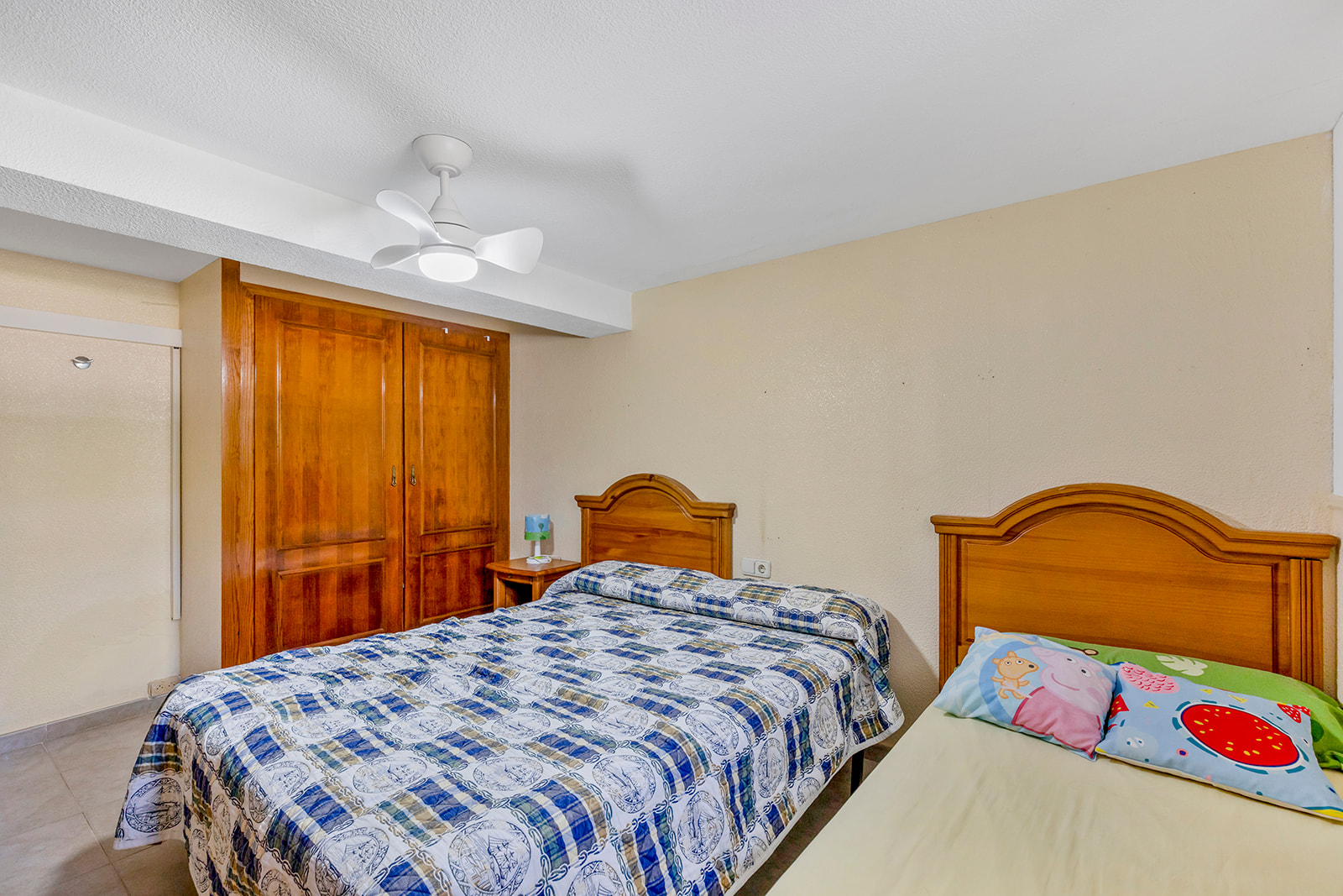 For Sale - 4 Bedroom 2 Bathroom Villa in Torrevieja - Rocio del Mar  - Alicante