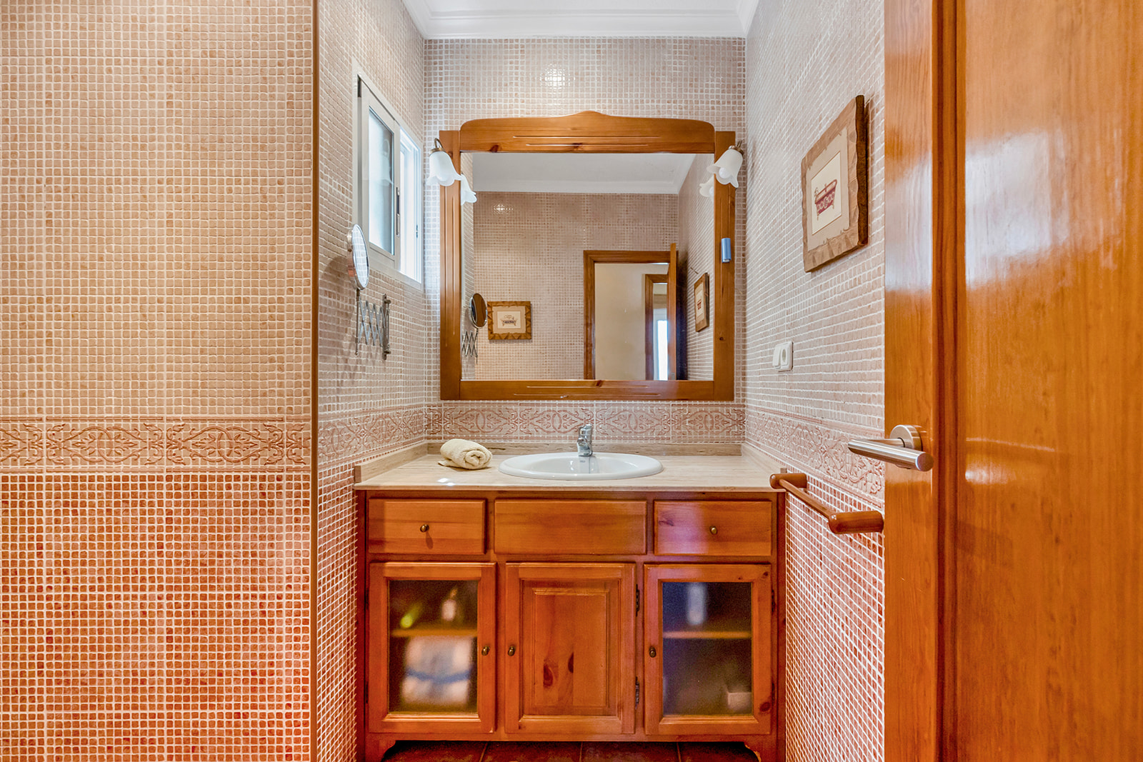 For Sale - 4 Bedroom 2 Bathroom Villa in Torrevieja - Rocio del Mar  - Alicante