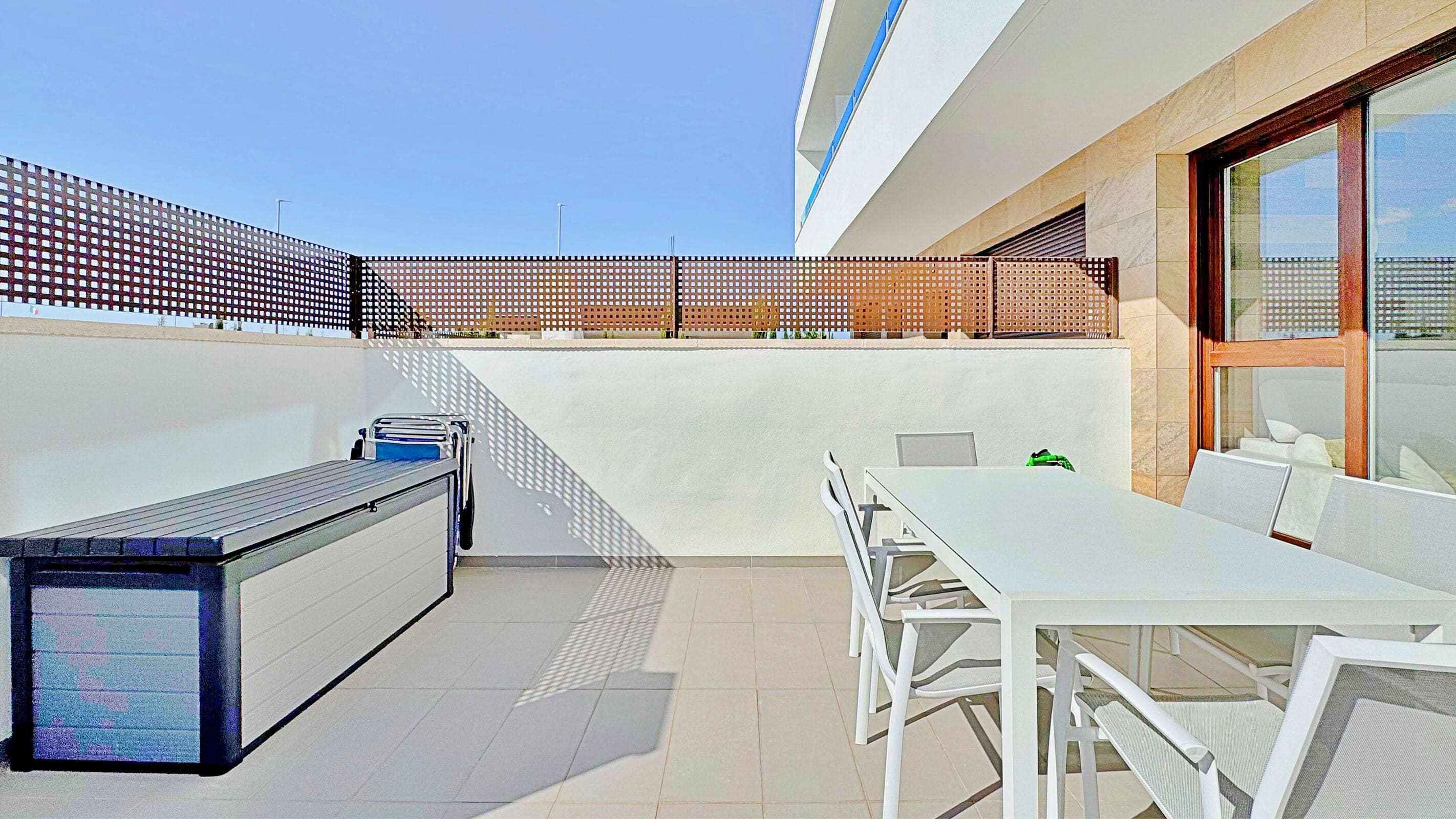 For Sale - 3 Bedroom 3 Bathroom Townhouse in Torrevieja - Los Balcones  - Alicante