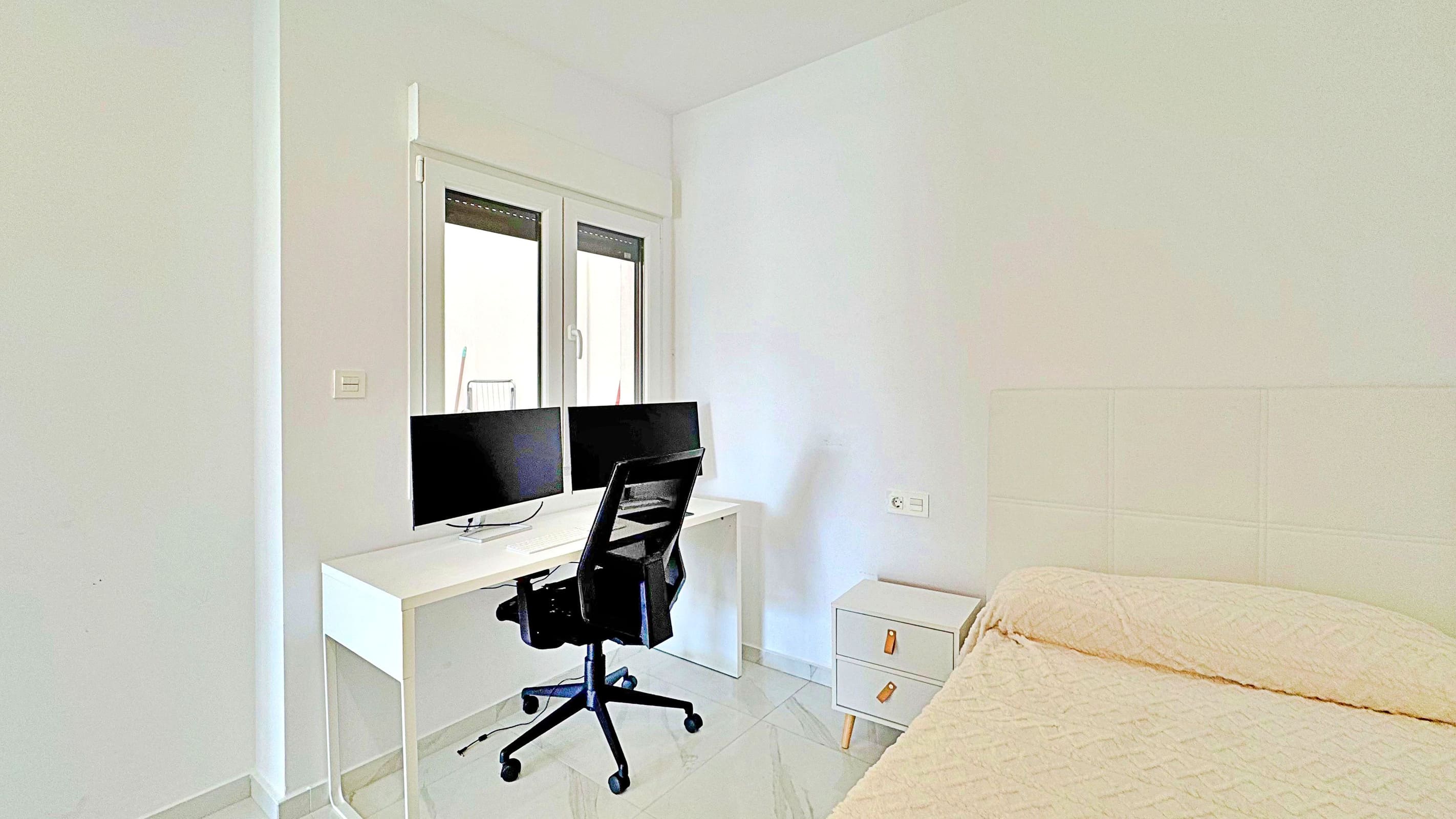 For Sale - 3 Bedroom 3 Bathroom Townhouse in Torrevieja - Los Balcones  - Alicante