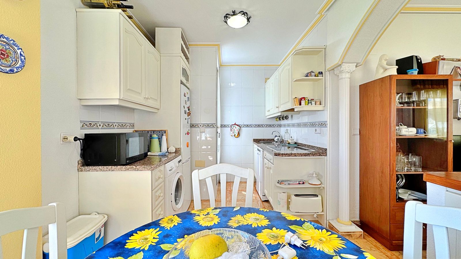 For Sale - 2 Bedroom 1 Bathroom Apartment in Orihuela Costa - La Zenia  - Alicante
