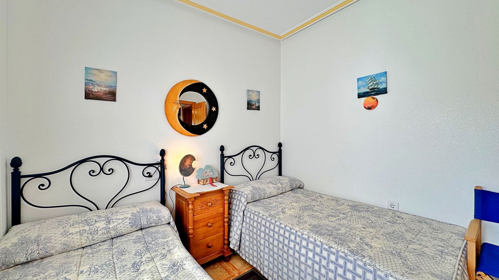 For Sale - 2 Bedroom 1 Bathroom Apartment in Orihuela Costa - La Zenia  - Alicante