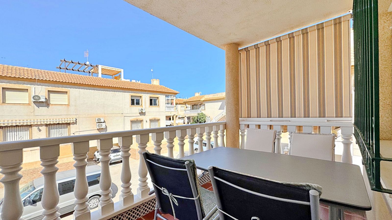 For Sale - 2 Bedroom 1 Bathroom Apartment in Orihuela Costa - La Zenia  - Alicante