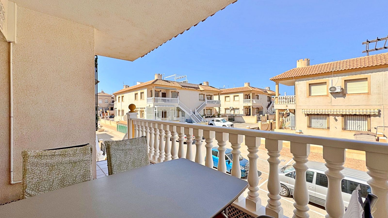 For Sale - 2 Bedroom 1 Bathroom Apartment in Orihuela Costa - La Zenia  - Alicante