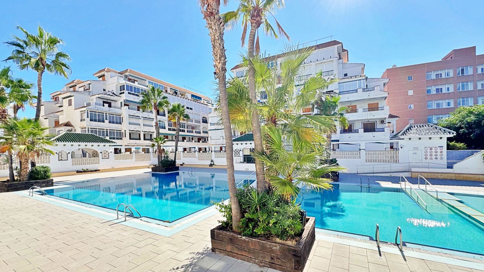 For Sale - 1 Bedroom 1 Bathroom Apartment in Torrevieja - La Mata  - Alicante