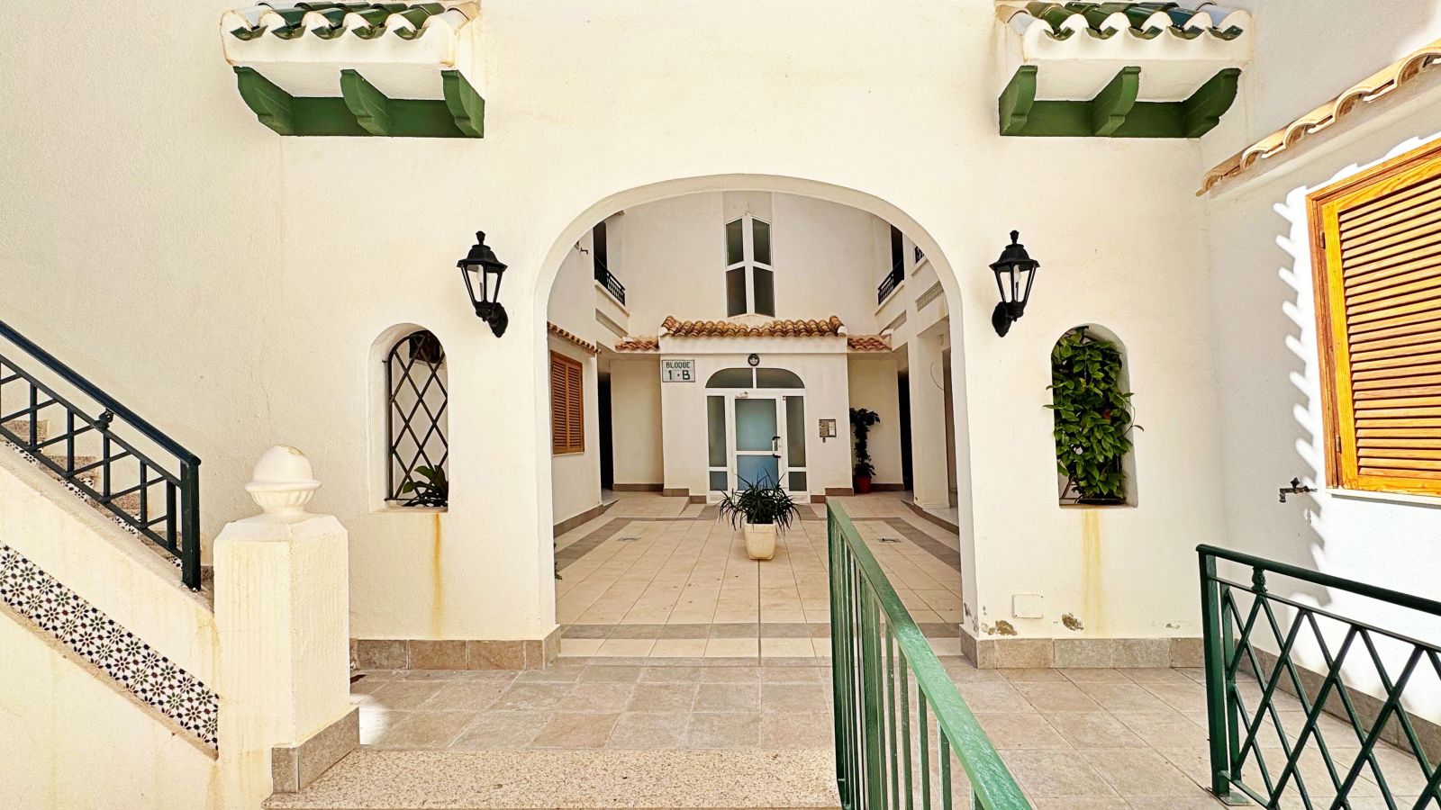 For Sale - 1 Bedroom 1 Bathroom Apartment in Torrevieja - La Mata  - Alicante