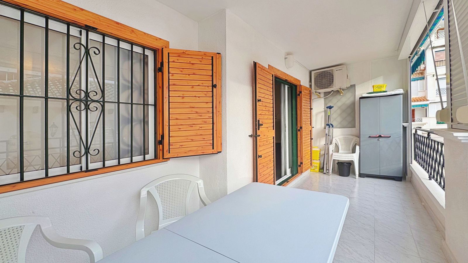 For Sale - 1 Bedroom 1 Bathroom Apartment in Torrevieja - La Mata  - Alicante