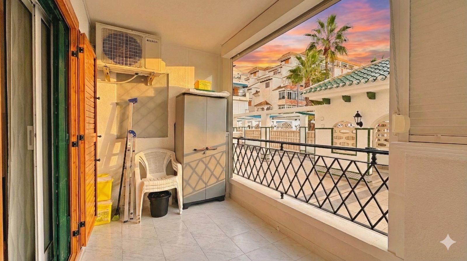 For Sale - 1 Bedroom 1 Bathroom Apartment in Torrevieja - La Mata  - Alicante