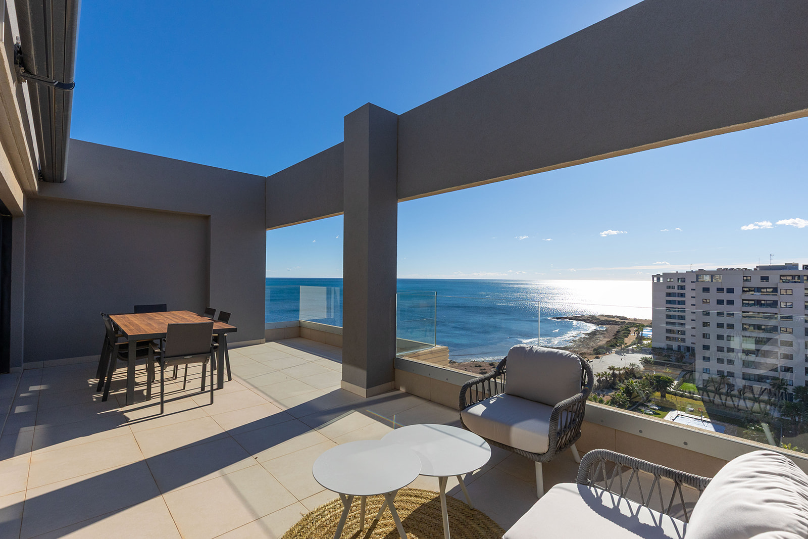 For Sale - 3 Bedroom 2 Bathroom Penthouse in Torrevieja - Punta Prima  - Alicante