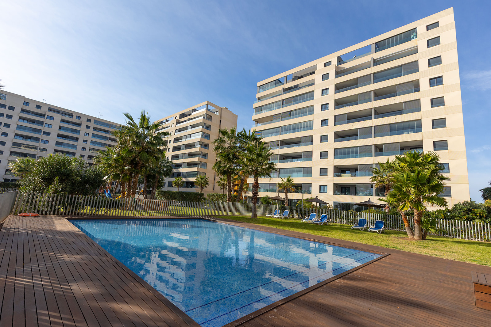 For Sale - 3 Bedroom 2 Bathroom Penthouse in Torrevieja - Punta Prima  - Alicante