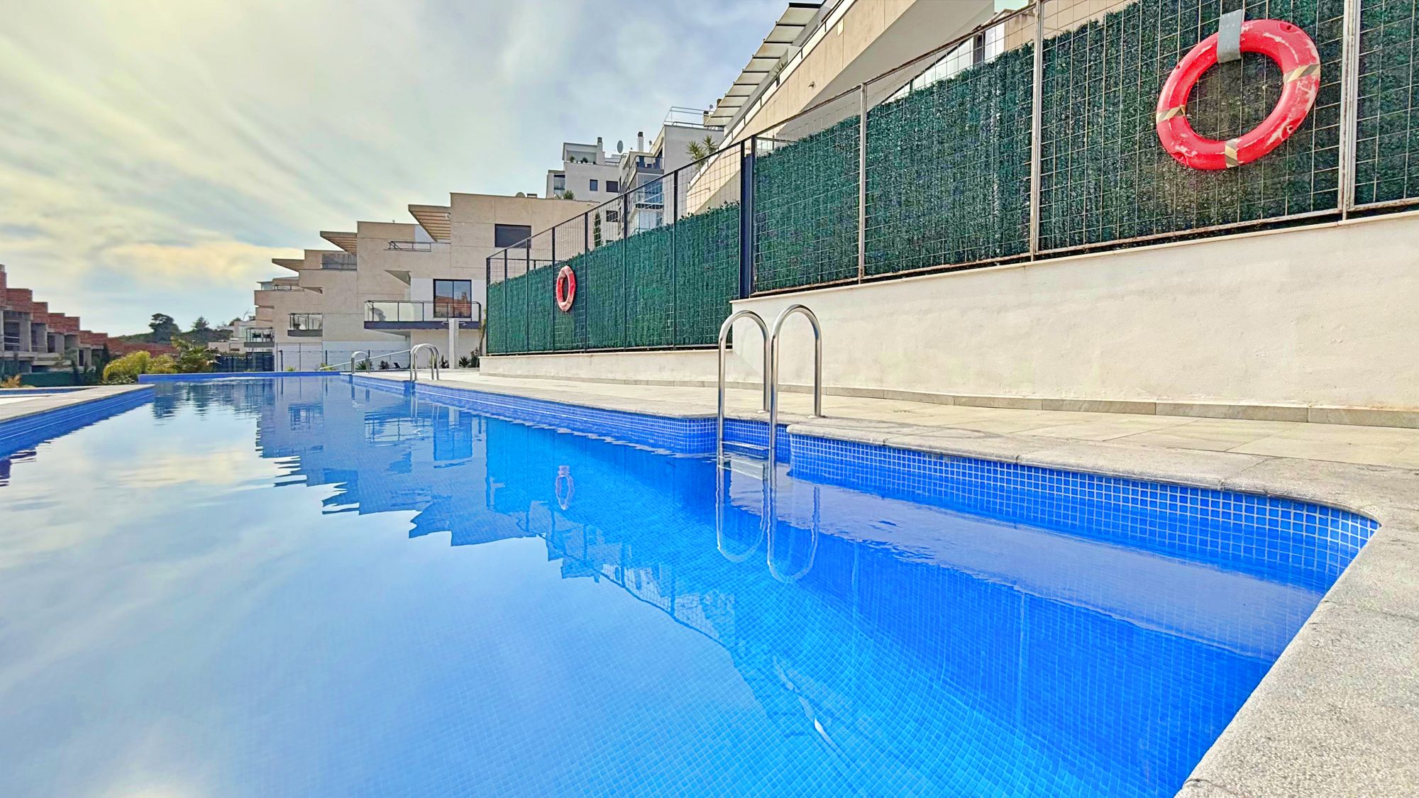 For Sale - 2 Bedroom 2 Bathroom Apartment in Orihuela Costa - Campoamor  - Alicante