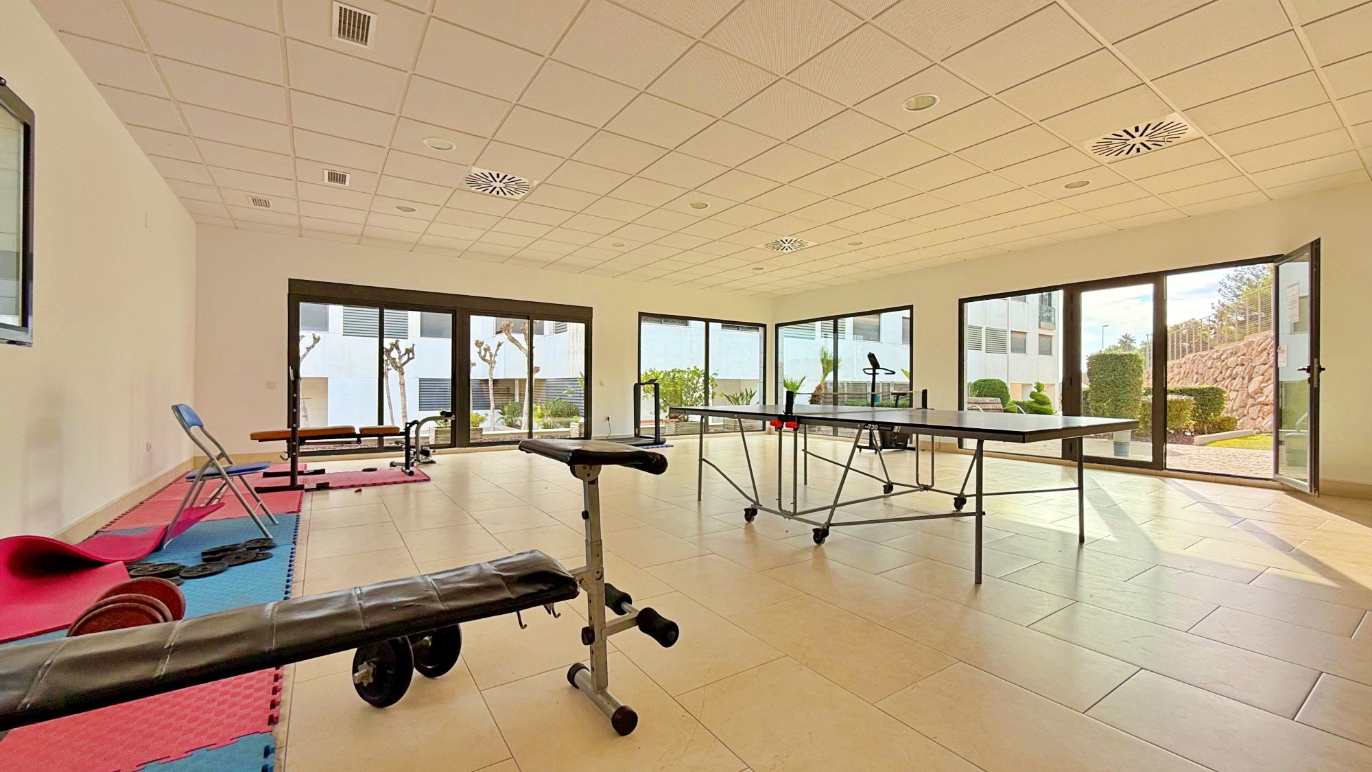 For Sale - 2 Bedroom 2 Bathroom Apartment in Orihuela Costa - Campoamor  - Alicante