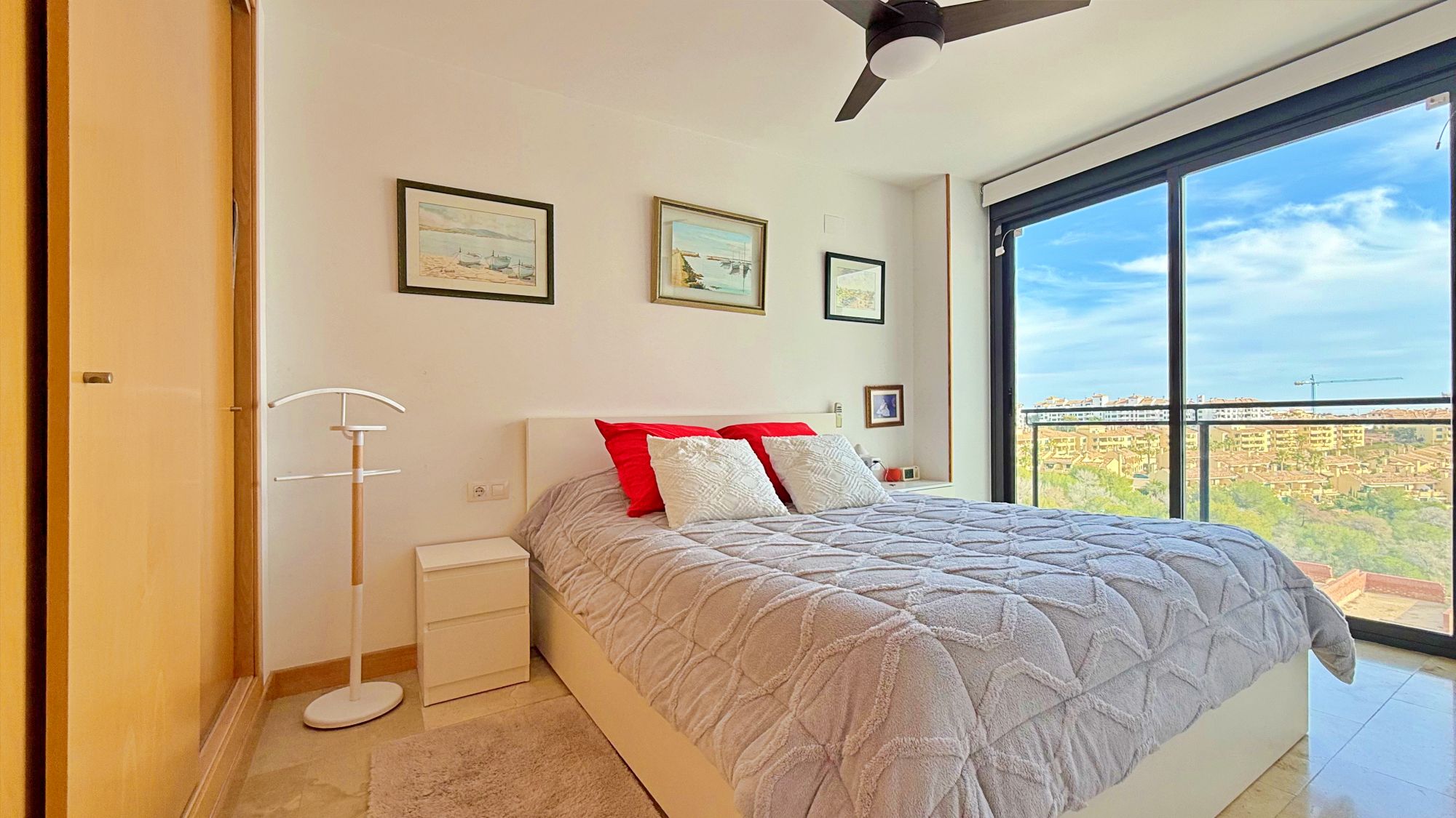 For Sale - 2 Bedroom 2 Bathroom Apartment in Orihuela Costa - Campoamor  - Alicante