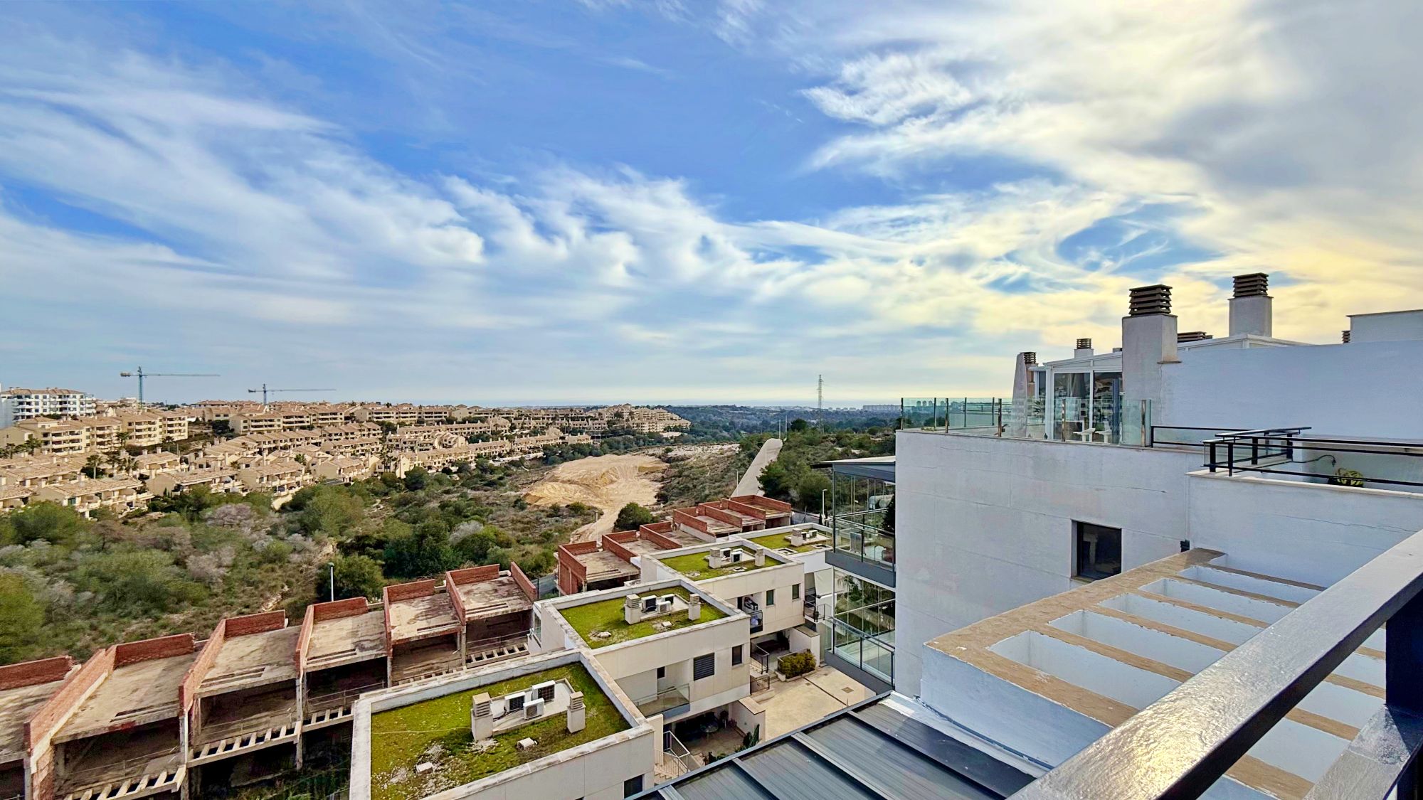 For Sale - 2 Bedroom 2 Bathroom Apartment in Orihuela Costa - Campoamor  - Alicante