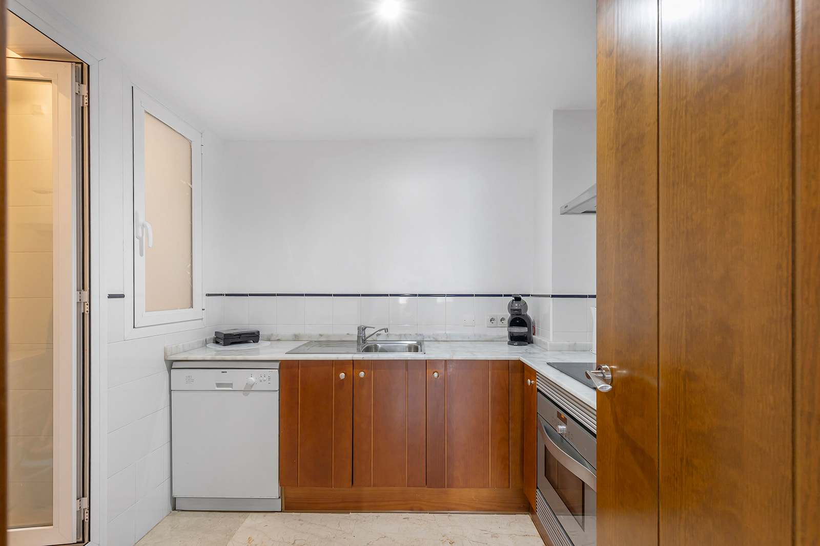 For Sale - 2 Bedroom 2 Bathroom Apartment in Torrevieja - Punta Prima  - Alicante