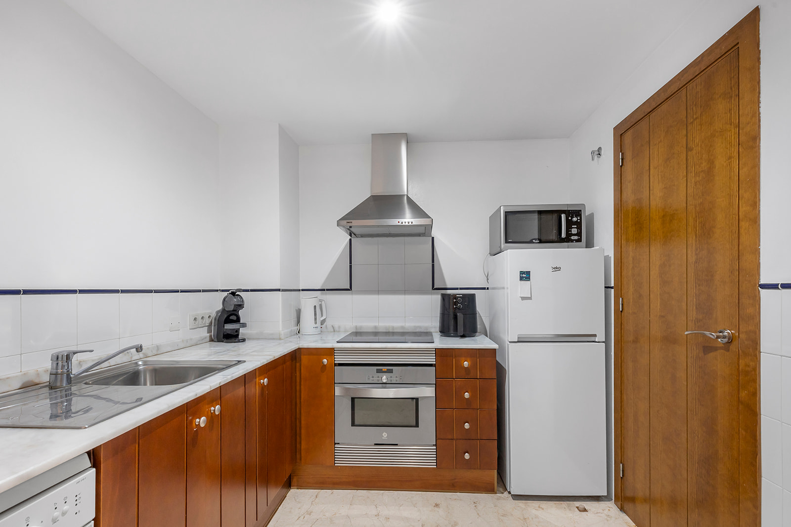 For Sale - 2 Bedroom 2 Bathroom Apartment in Torrevieja - Punta Prima  - Alicante