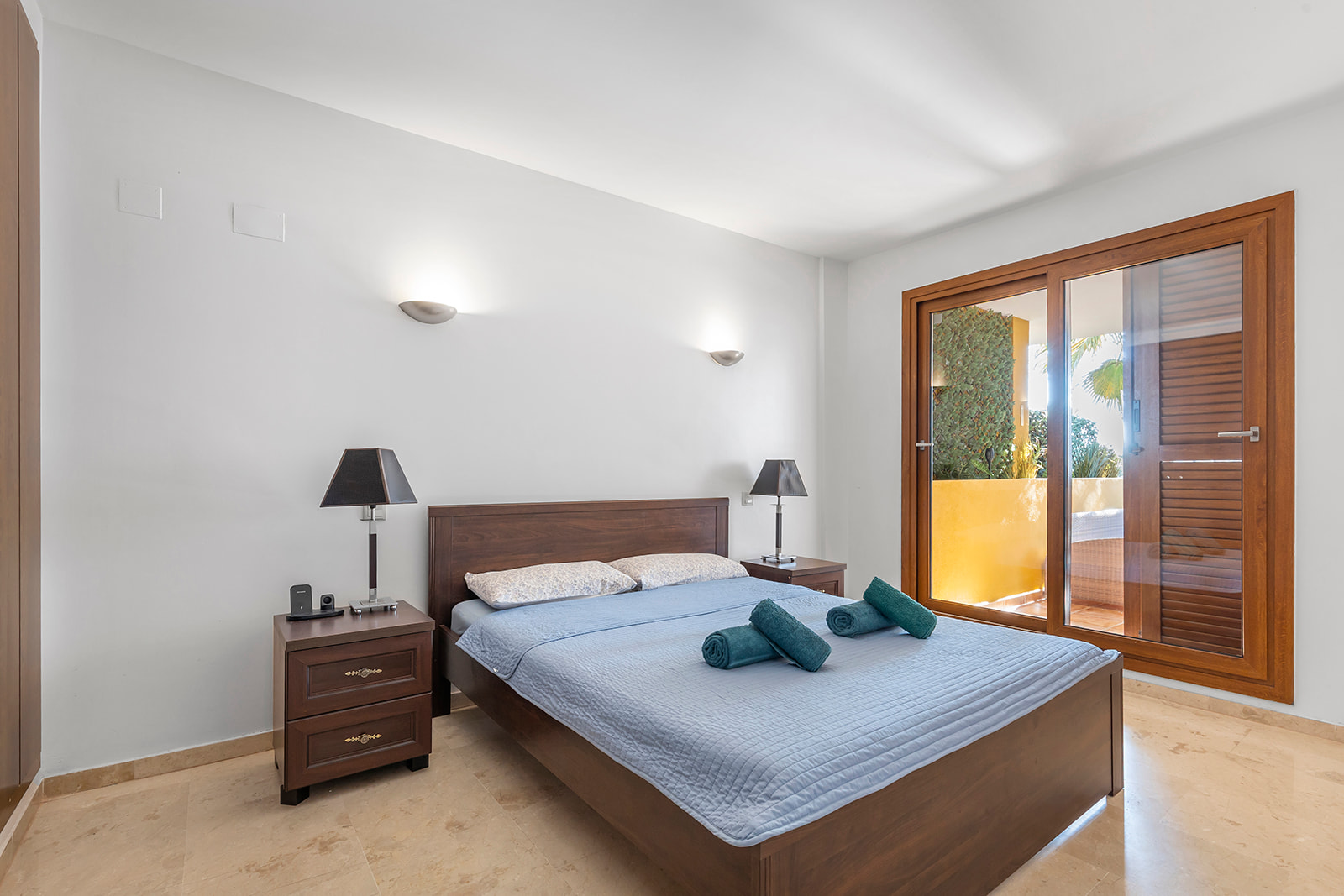 For Sale - 2 Bedroom 2 Bathroom Apartment in Torrevieja - Punta Prima  - Alicante