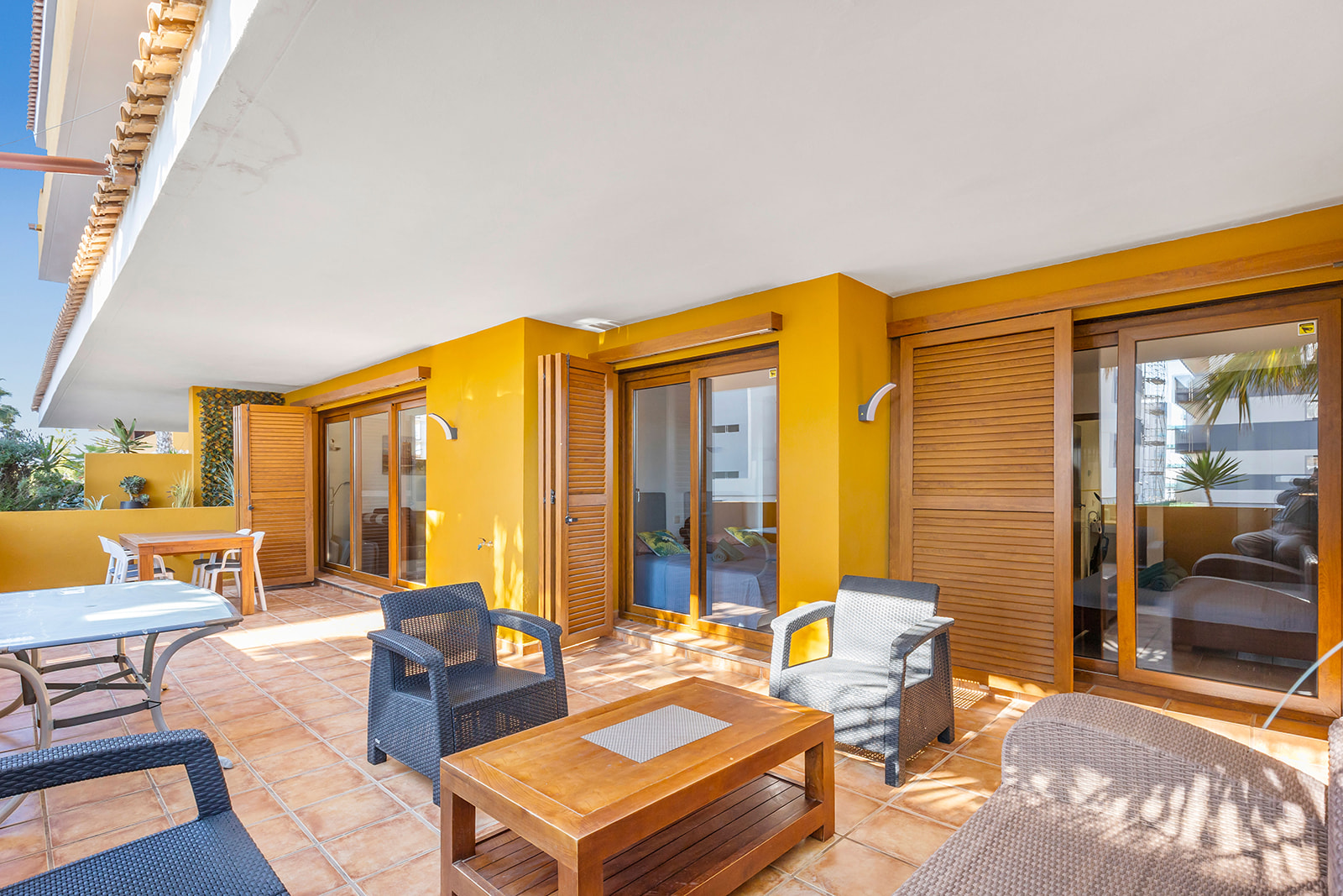 For Sale - 2 Bedroom 2 Bathroom Apartment in Torrevieja - Punta Prima  - Alicante