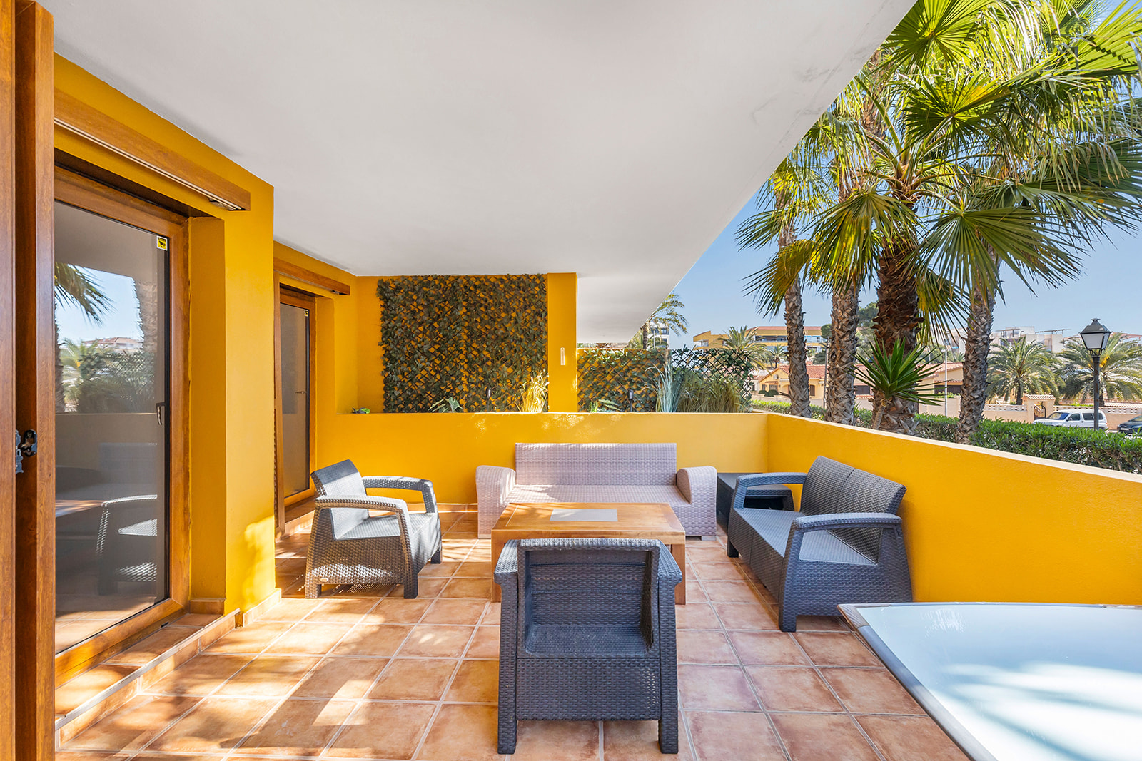 For Sale - 2 Bedroom 2 Bathroom Apartment in Torrevieja - Punta Prima  - Alicante