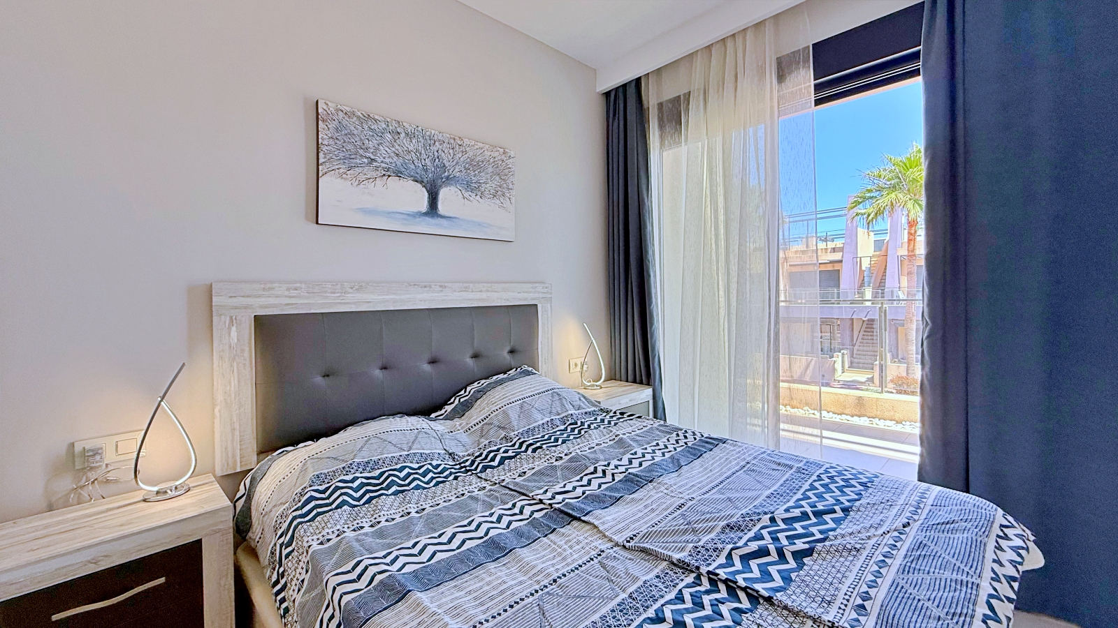 For Sale - 3 Bedroom 2 Bathroom Penthouse in Pilar de la Horadada - Torre de la Horadada  - Alicante