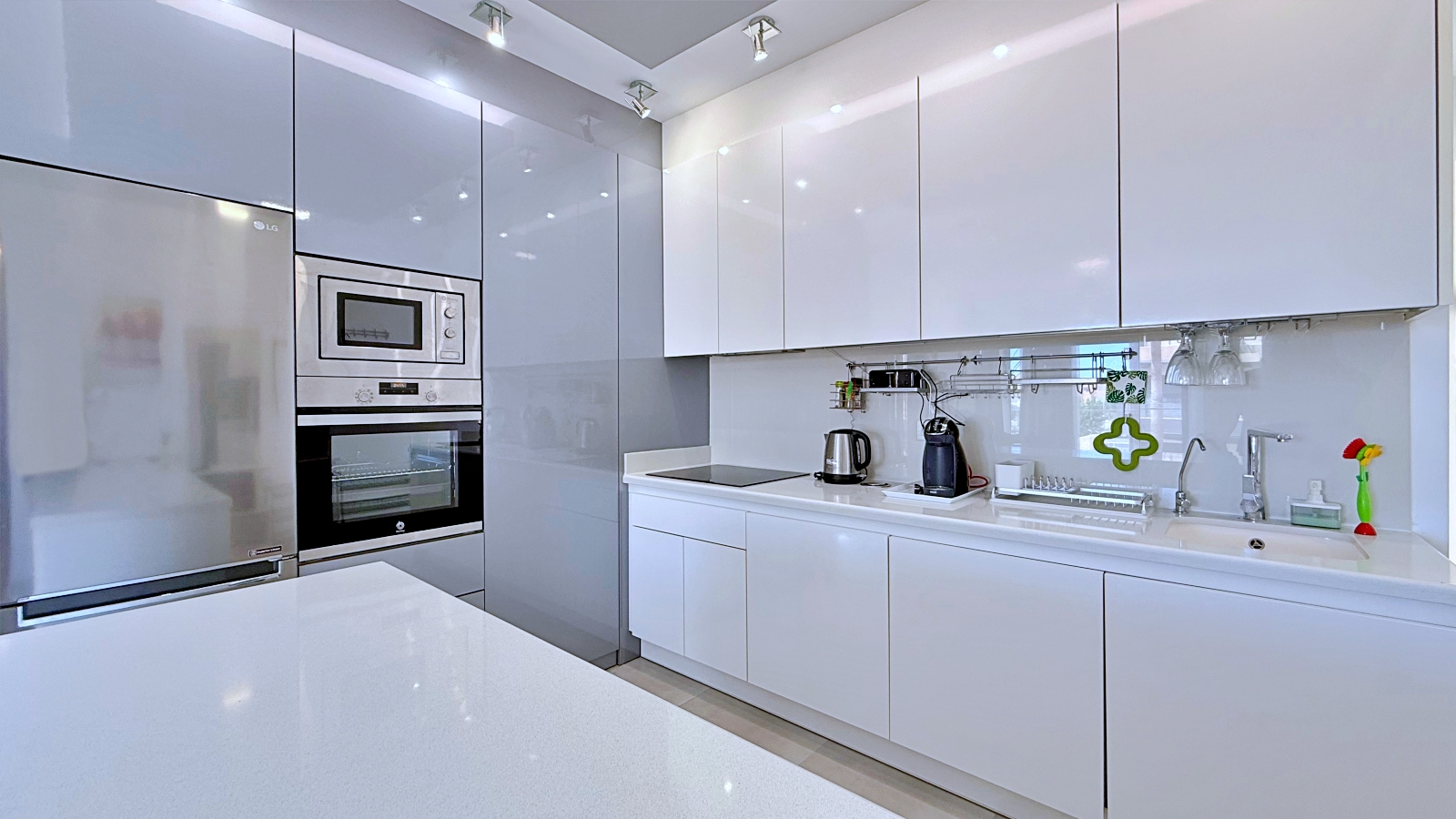 For Sale - 3 Bedroom 2 Bathroom Penthouse in Pilar de la Horadada - Torre de la Horadada  - Alicante