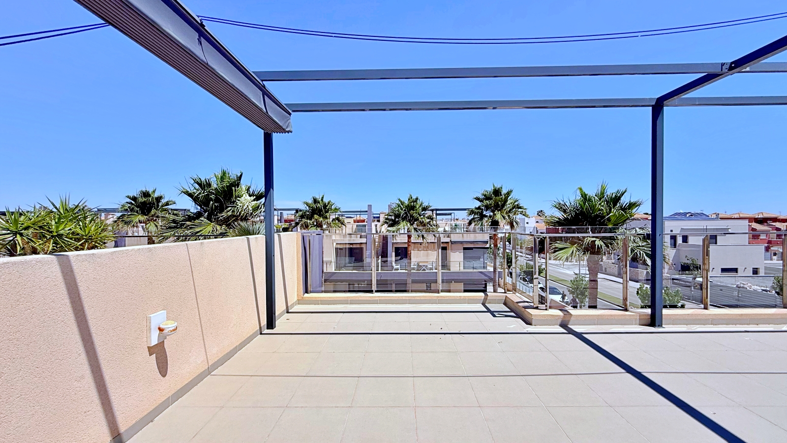 For Sale - 3 Bedroom 2 Bathroom Penthouse in Pilar de la Horadada - Torre de la Horadada  - Alicante