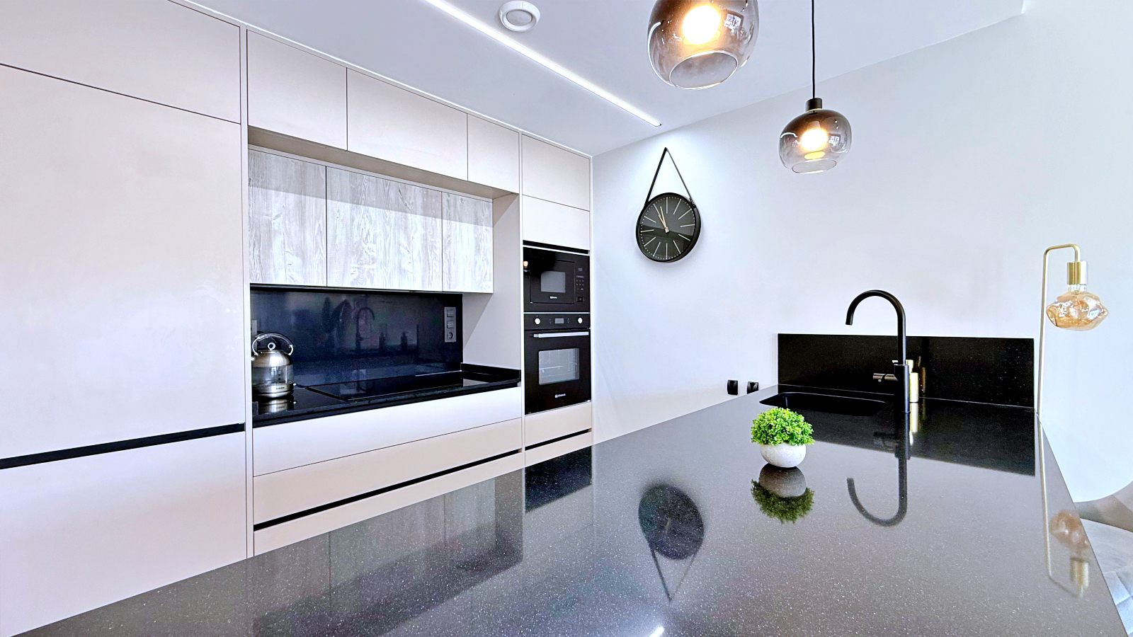 For Sale - 2 Bedroom 2 Bathroom Penthouse in Orihuela Costa - Punta Prima  - Alicante