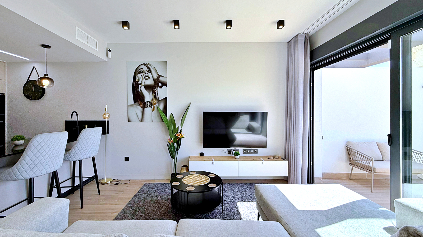 For Sale - 2 Bedroom 2 Bathroom Penthouse in Orihuela Costa - Punta Prima  - Alicante