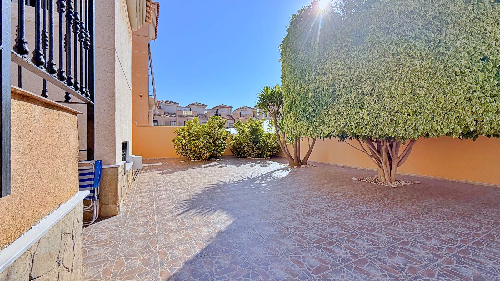 For Sale - 4 Bedroom 2 Bathroom Villa in Orihuela - Orihuela Costa  - Alicante