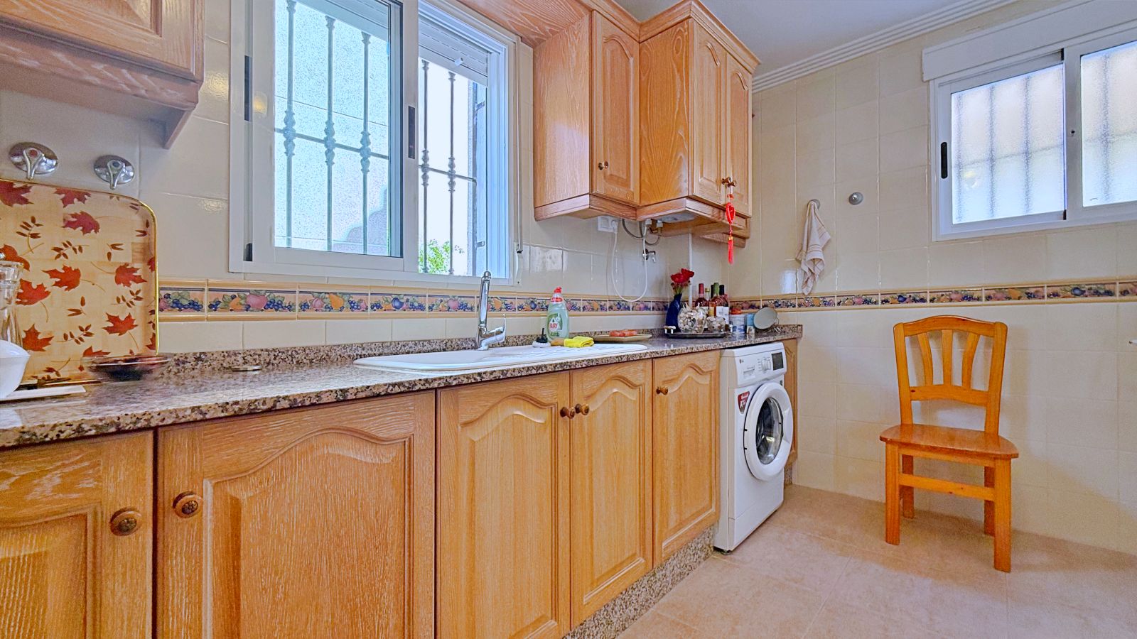 For Sale - 4 Bedroom 2 Bathroom Villa in Orihuela - Orihuela Costa  - Alicante