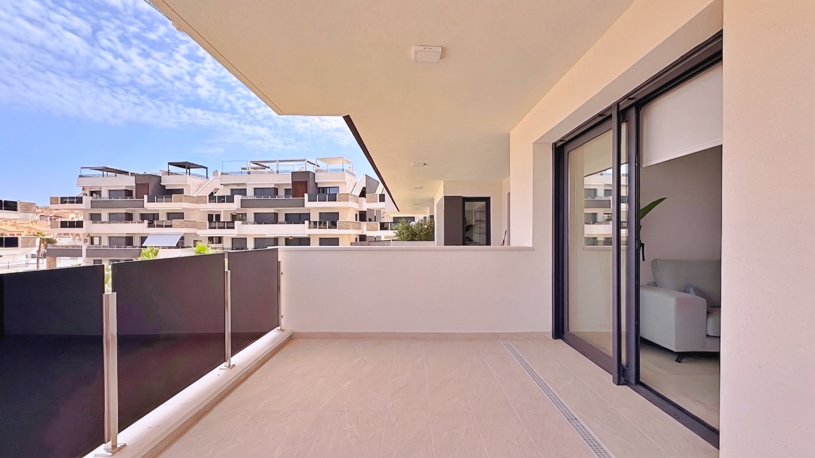 For Sale - 2 Bedroom 2 Bathroom Apartment in Orihuela - Orihuela Costa  - Alicante