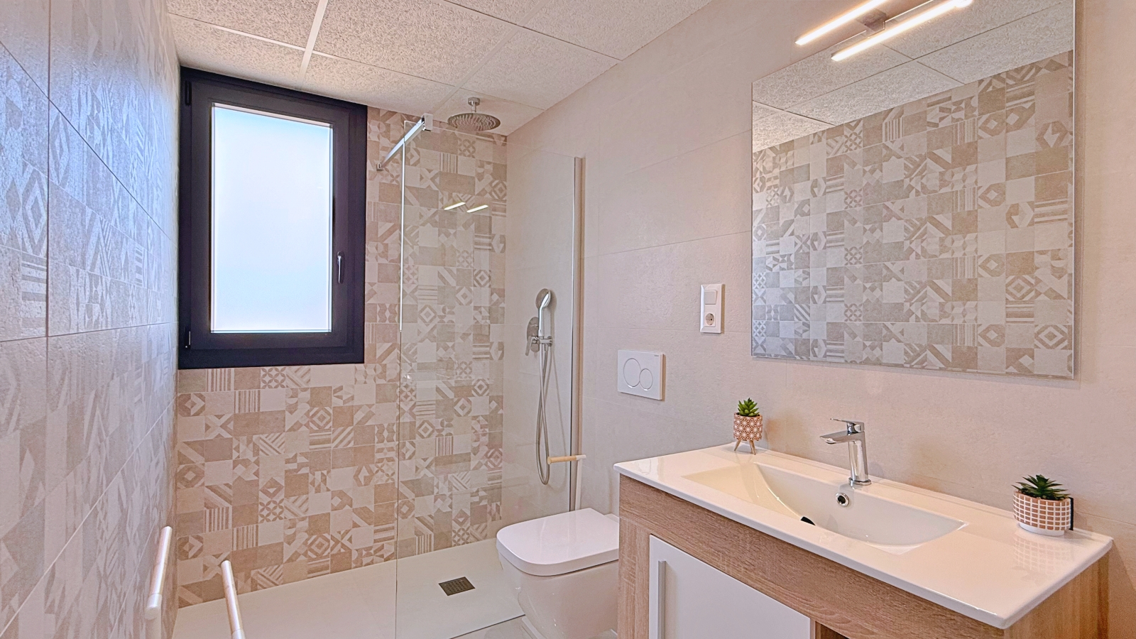 For Sale - 2 Bedroom 2 Bathroom Apartment in Orihuela - Orihuela Costa  - Alicante