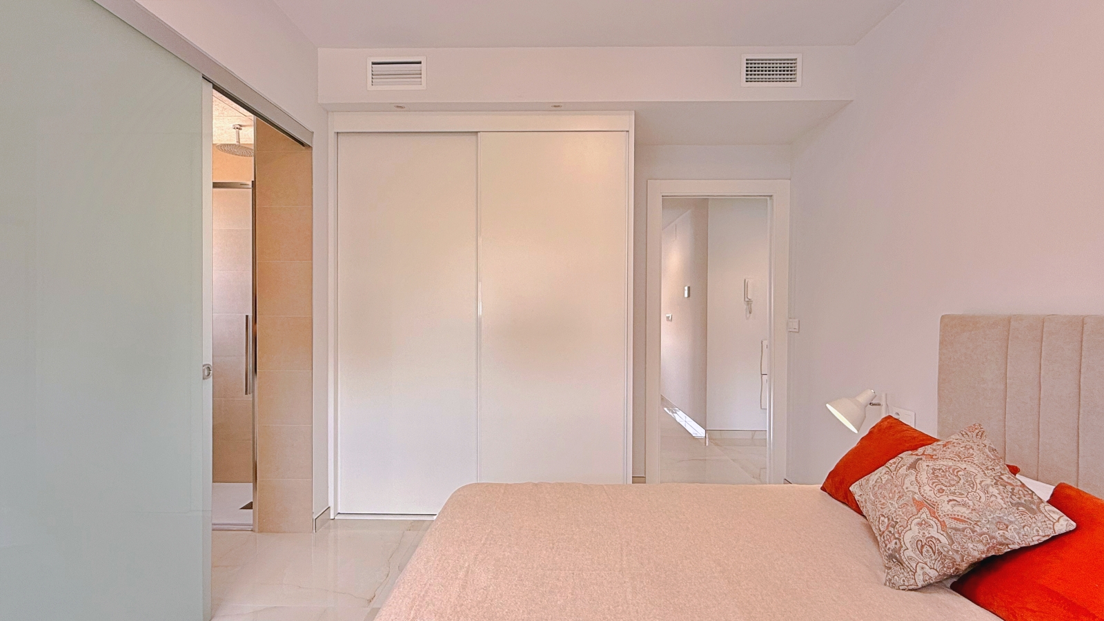 For Sale - 2 Bedroom 2 Bathroom Apartment in Orihuela - Orihuela Costa  - Alicante