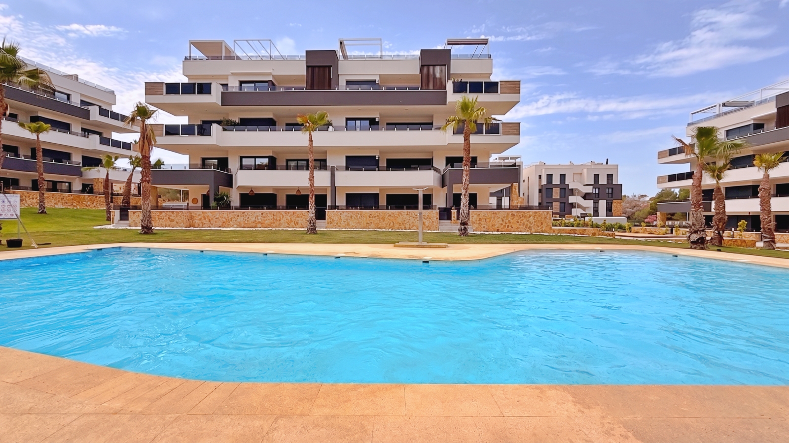 For Sale - 2 Bedroom 2 Bathroom Apartment in Orihuela - Orihuela Costa  - Alicante