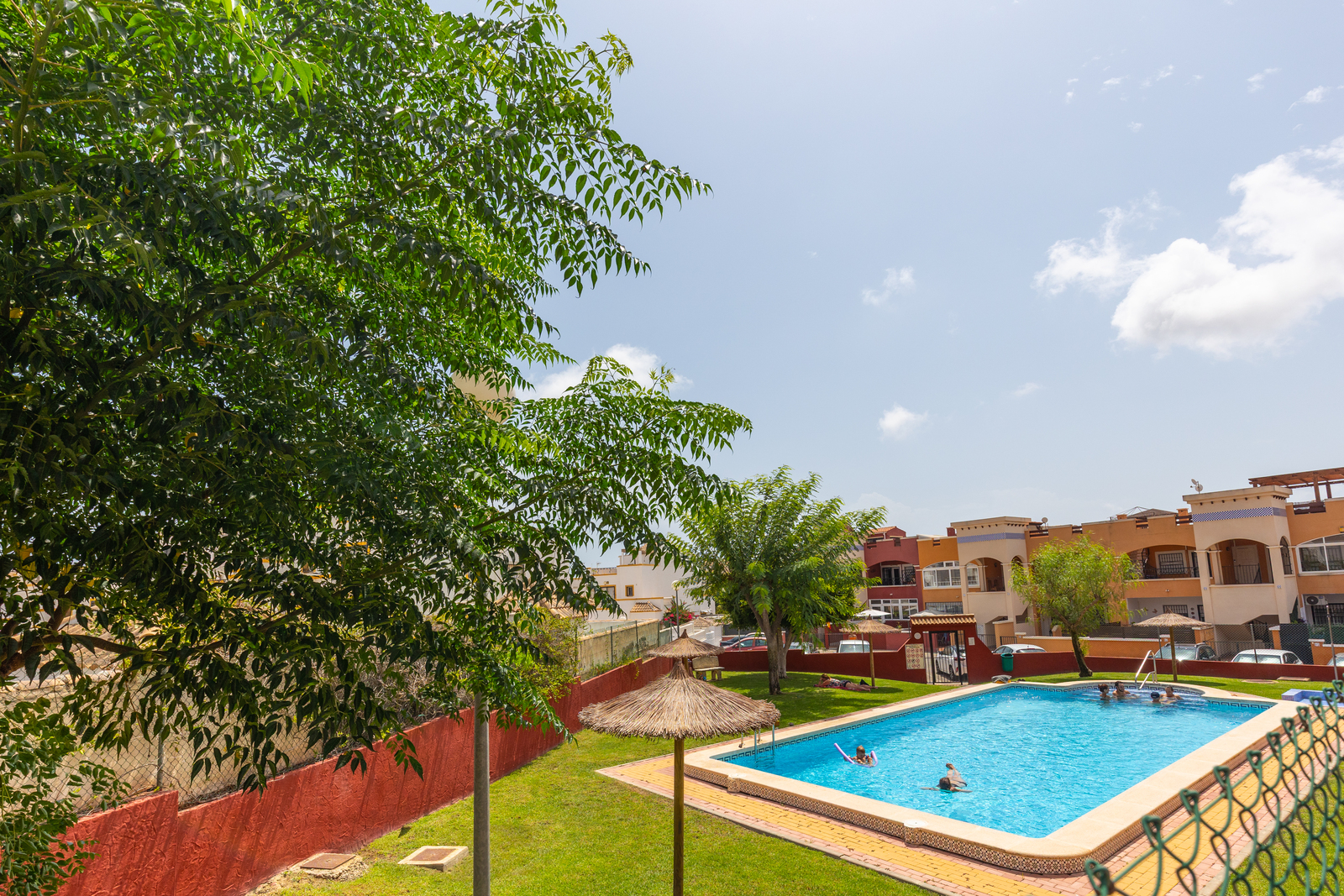 For Sale - 2 Bedroom 2 Bathroom Apartment in Orihuela Costa - Los Altos  - Alicante