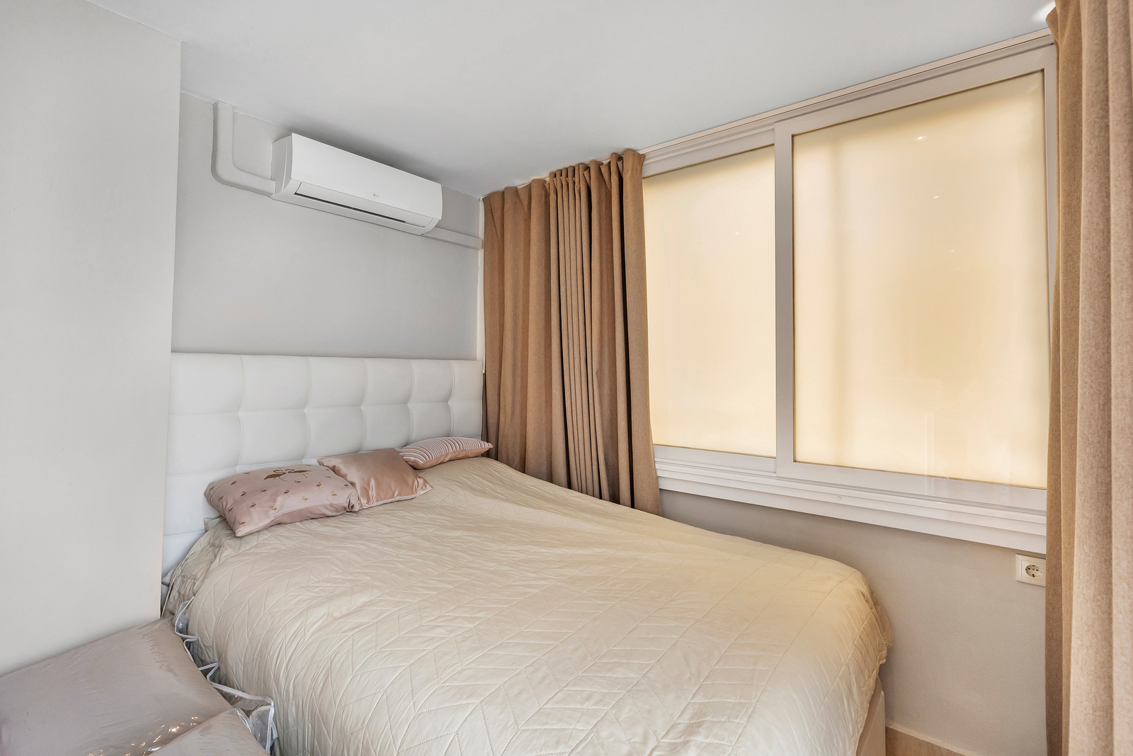 For Sale - 3 Bedroom 2 Bathroom Apartment in Torrevieja - Punta Prima  - Alicante