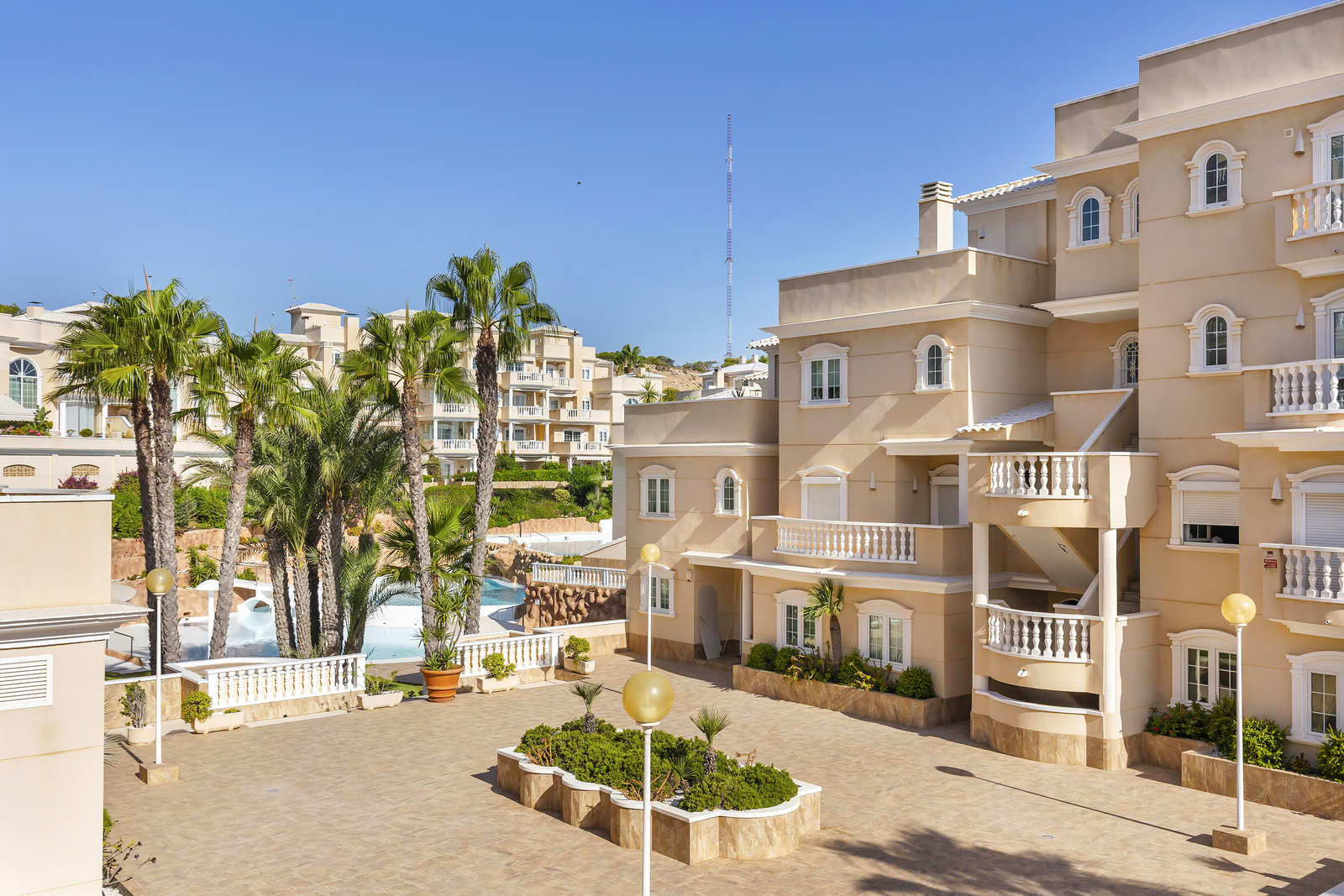 For Sale - 2 Bedroom 1 Bathroom Apartment in Guardamar del Segura - Guardamar del Segura  - Alicante