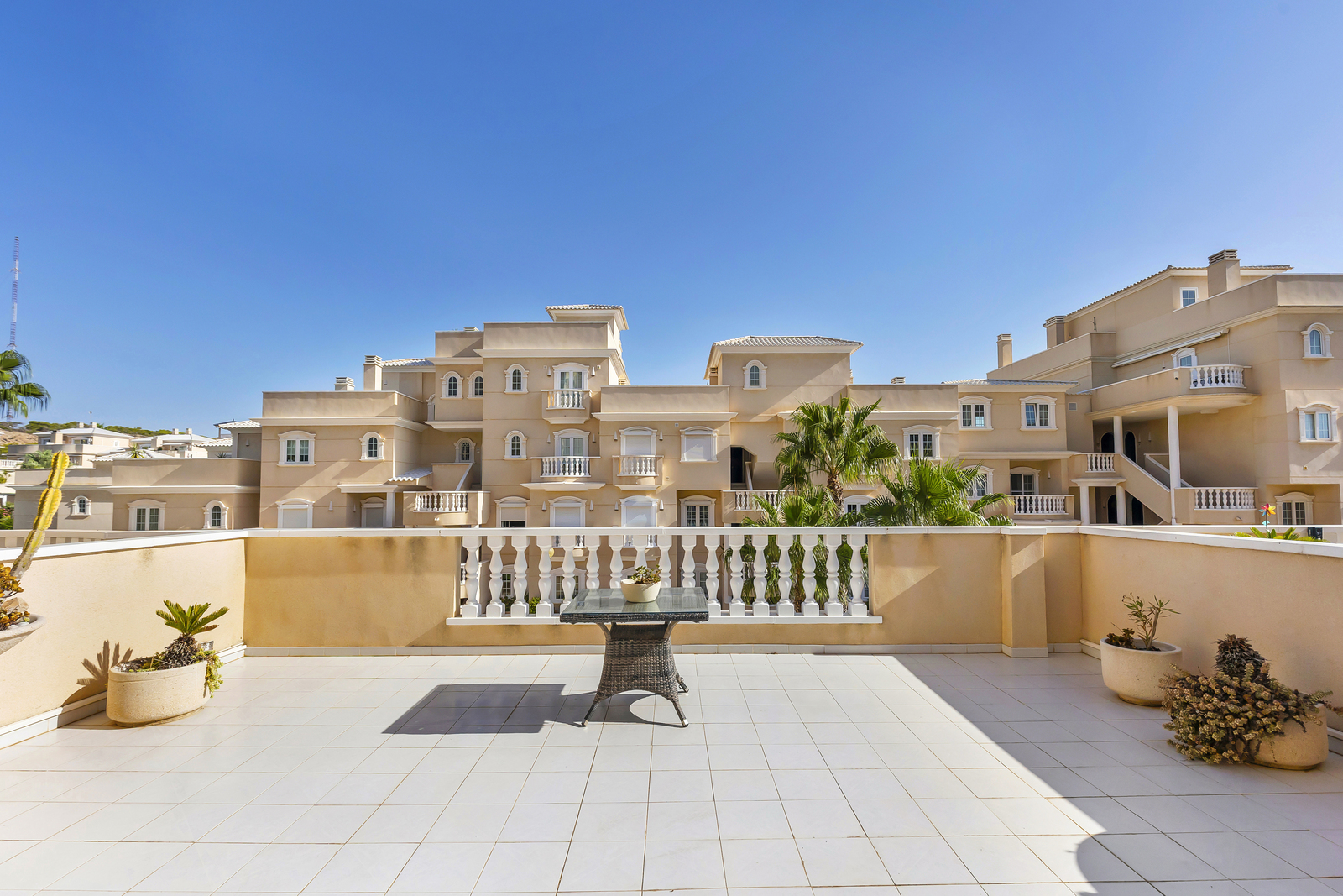 For Sale - 2 Bedroom 1 Bathroom Apartment in Guardamar del Segura - Guardamar del Segura  - Alicante
