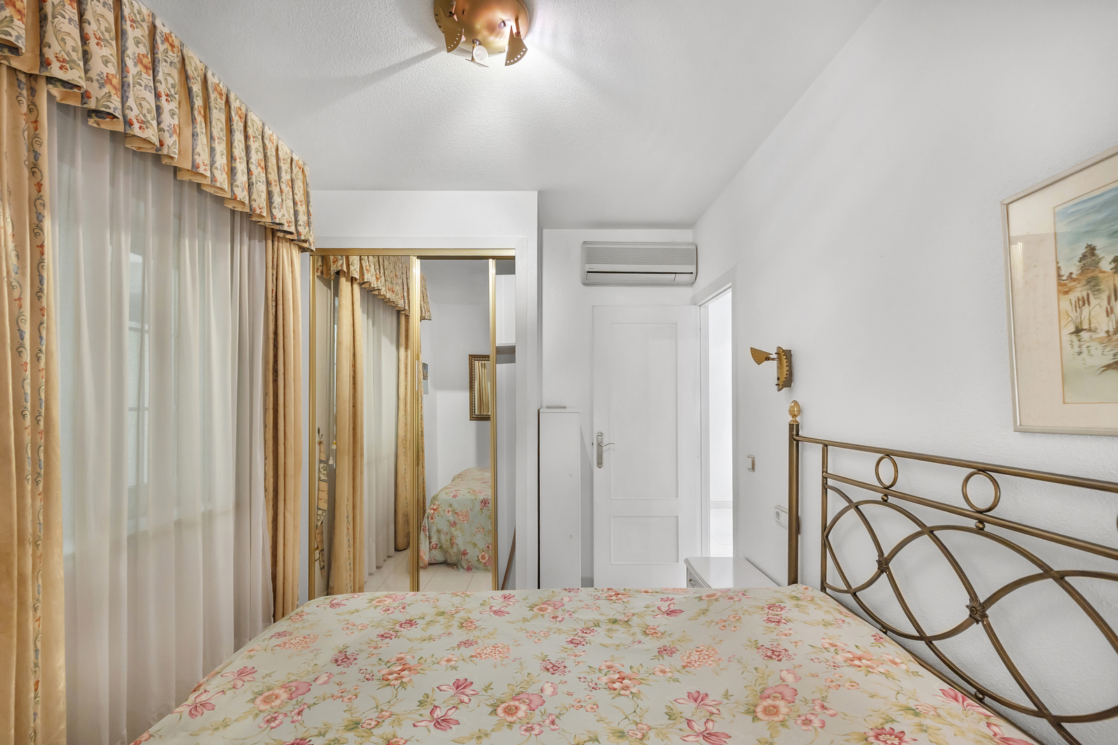 For Sale - 2 Bedroom 1 Bathroom Apartment in Guardamar del Segura - Guardamar del Segura  - Alicante
