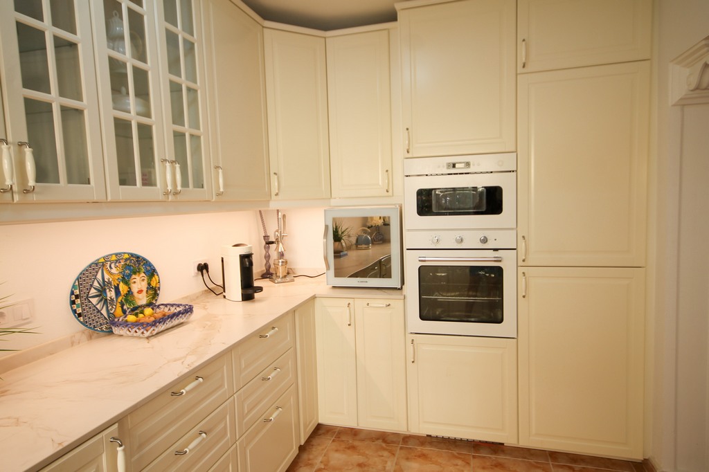 For Sale - Beautifully presented 3 bed villa with communal pool -  - Alicante