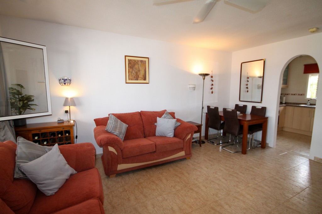 For Sale - Well presented 2 bed, 2.5 bath mid terrace with communal pools -  - 