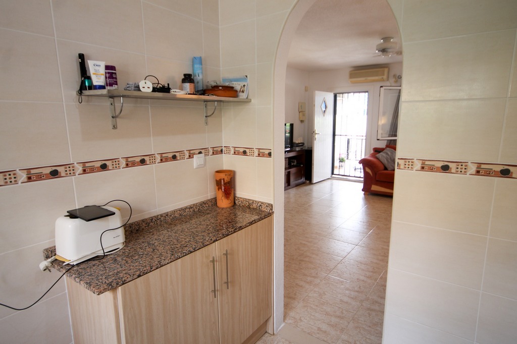 For Sale - Well presented 2 bed, 2.5 bath mid terrace with communal pools -  - 