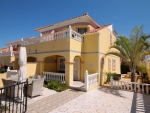 CV0867, Well presented 3 bedroom house with large corner plot