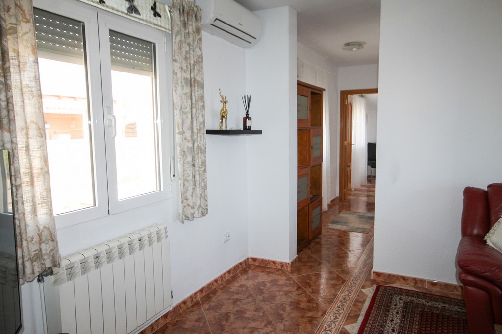 For Sale - Fabulous 5 bed 4 bath villa on large plot -  - Alicante