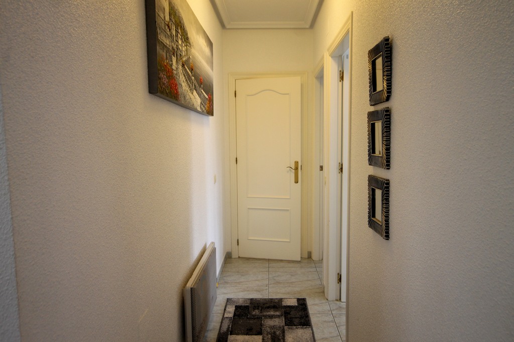For Sale - Well presented 2 bed apartment with basement -  - Alicante